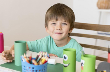 Ініціатива «Розвиток дитини» надає викладачам навчальний комплект, який включає заготовки для створення демонстраційних матеріалів і лінгвістичну головоломку для організації профільних зустрічей, виховних ініціатив і лекцій на тему толерантності. Толерантна квітка: про головне - INFBusiness