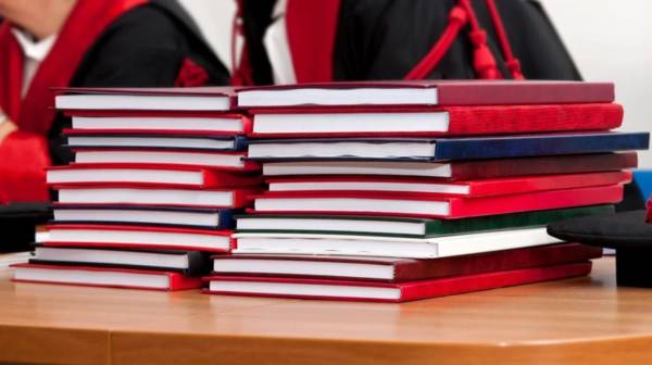 Очільник держави затвердив закон про чесність в освіті: хто втратить науковий ступінь
