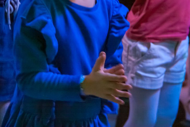 Коли закінчується вплив батьків: критичний вік, після якого думка друзів стає важливішою за вашу