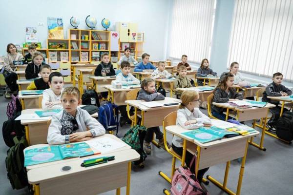 Домашні завдання вбивають бажання вчитися: онлайн обговорення щодо їх скасування