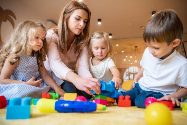 Де педагоги в Україні мають найбільшу оплату: навіть вище 20 тисяч