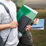 Міністр освіти повідомив про відтік старшокласників за кордон.