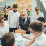 У школах, можливо, будуть наставники та помічники