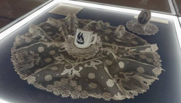 На Волині презентували експозицію артефактів Лесі Українки в місцевому музеї.