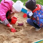 Навіщо дозволяти дитині бруднитися: несподіваний ключ до розвитку