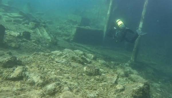 У східній Туреччині знайдено затоплені старовинні будівлі, яким приблизно 2,4 тисячі років.