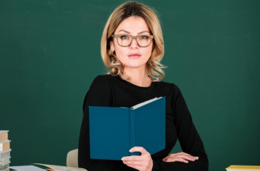 Квітневий старт третього етапу атестації для педагогів двох груп.