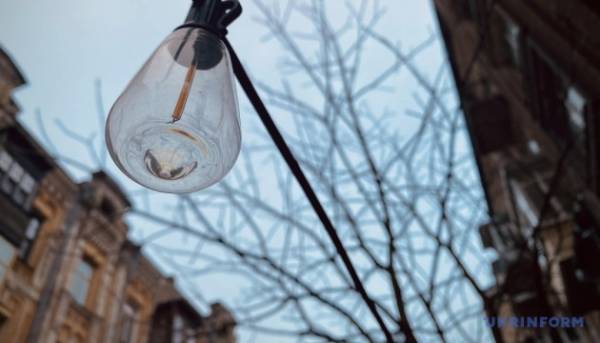 Виставку про енергетичну скруту України представили в США, Канаді та Європі.