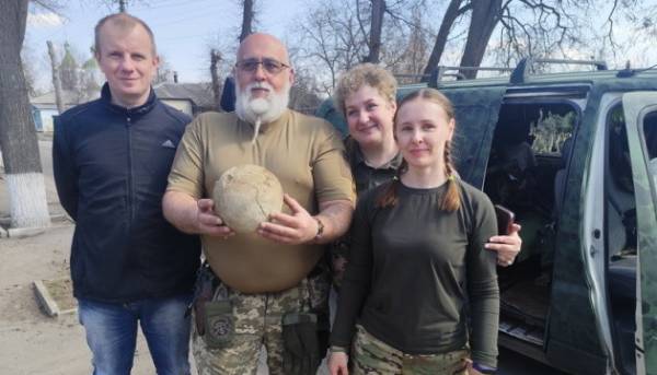 У Переяславі виявили 25-тисячолітню мамонтову кістку.