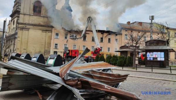 Українське МЗС засудило заяву ЮНЕСКО стосовно атаки на Львів.