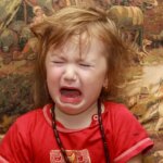 Чому діти вередують у магазині: психологія купи