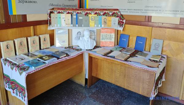 Тернопіль побачив унікальні шевченківські книги з Канади.