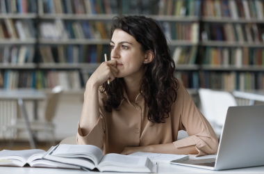 Більше 60% членів освітянської спілки – жінки.