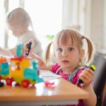 В Україні майже немає черг до дитсадків: де ще є проблеми