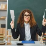 “Нікому навчати”: в українських школах дефіцит вчителів.