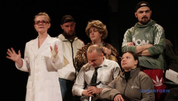 Сценічне зцілення: підтримка ветеранів через театральне мистецтво.