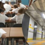 На Харківщині відкрили підземні школи: школярі навчатимуться на семиметровій глибині.