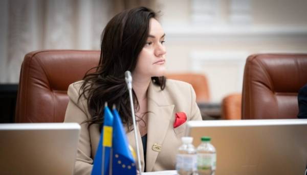 В Україні стартує програма допомоги культурним проєктам «Тисячовесна»: Бережна розкрила подробиці.