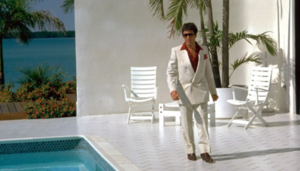 Особняк з кінострічки “Лик зі шрамом” оцінили в $237 мільйонів і виставили на торги.