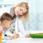 Оплата праці педагогів в Україні збільшилася: чи однаково фінансуються вчителі по регіонах?