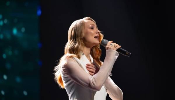 Лелека показала конкурсний варіант треку “Ridnym” з підтримкою струнного квінтету та бандури