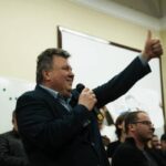 Інтимний скандал з ректором КНУ: Бугров вважає студентів “загарбниками”