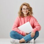 Щорічний огляд: вартість навчання на різних спеціальностях в українських університетах (дорогі та доступні).