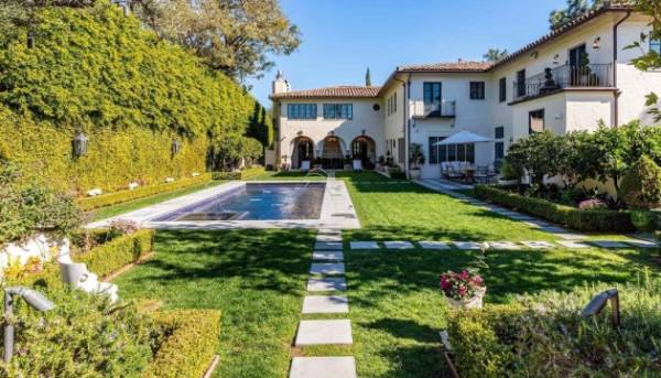 Особняк Осборнів виставлено на торги.