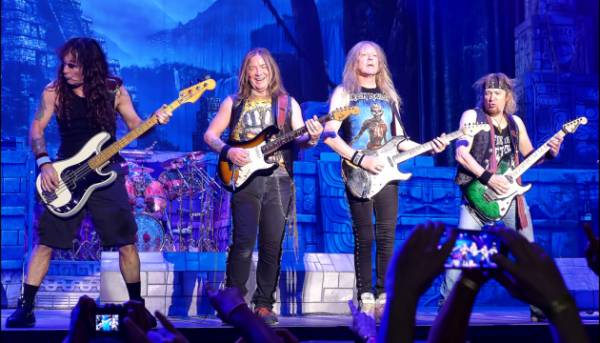 Металічна Діва, Біллі Айдол, Оазис та інші: нові імена в Рок-н-рольній залі слави цього року