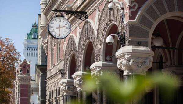 Національний банк презентував дві пам’ятні монети, присвячені діячам Розстріляного відродження.