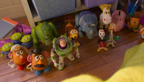 Disney та Pixar показали останній трейлер до мультфільму «Історія іграшок 5»