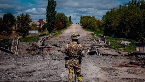 Канадці відзначили книгу про витоки російсько-української війни.