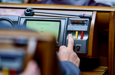 Парламентський комітет з питань спорту пропонує прибрати обов’язкову математику зі ЗНО