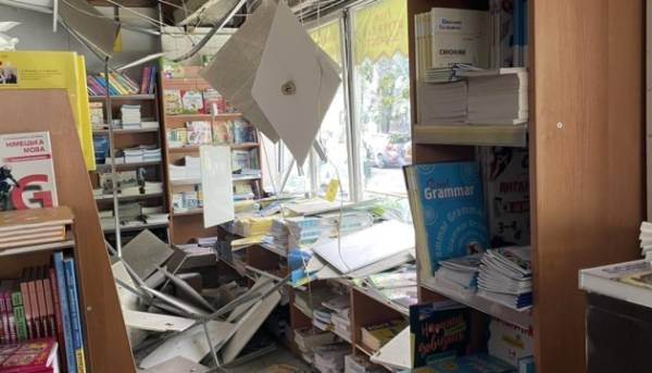 У столиці внаслідок російського нападу постраждав книжковий магазин видавництва «Ранок».