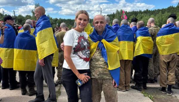 Диригент військового оркестру 12-ї маріупольської бригади Нацгвардії Іван Лужний звільнений з полону.