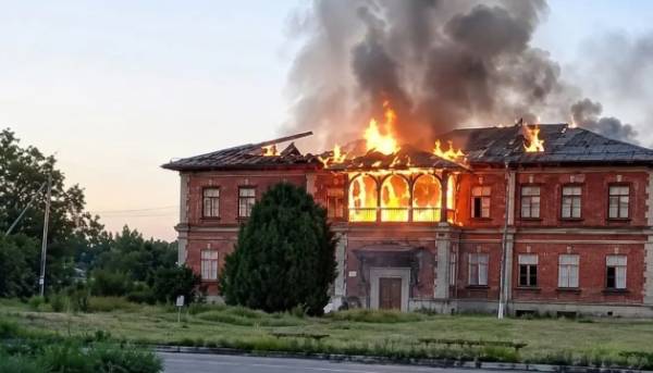 Російські війська знищили історичну садибу Миклашевських у Запорізькій області