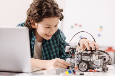 Eddy Group розпочинає випуск робототехнічних STEM-комплектів для освітніх закладів