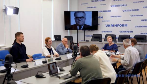 РетроМузФест імені Весоловського цього року проходитиме під девізом «Музика, яка перетинає межі».