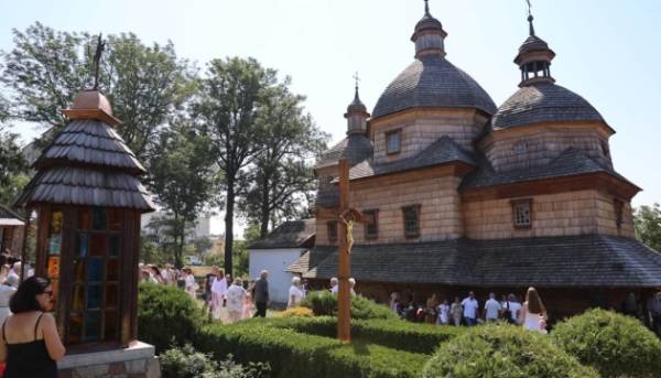 Церкву-пам’ятку ЮНЕСКО відкрили в Жовкві після реставрації