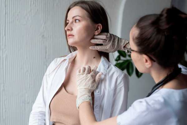 Лікар-дерматолог у Хмельницькому: як підібрати спеціаліста та коли варто звернутися?
