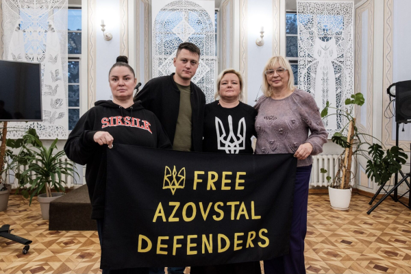 Благодійна акція на BookForum