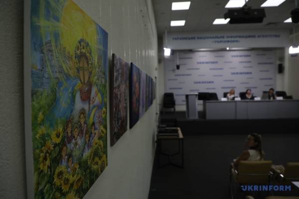 У Києві презентували виставку «100 картин дітей незламної України» - INFBusiness