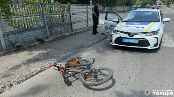 У Рівному на Дворецькій маршрутка наїхала на велосипедиста - INFBusiness